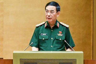 Quốc hội chốt Chính trị viên Ban Chỉ huy Quân sự cấp xã là sĩ quan