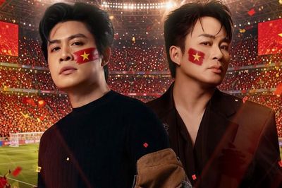 Cổ vũ đội tuyển Việt Nam, nhạc sĩ Nguyễn Văn Chung và Tùng Dương lại tái xuất