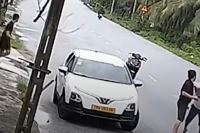 Xác minh vụ người đàn ông đánh người còn thách thức