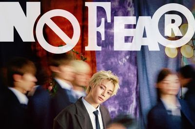 Hanbin TEMPEST 'bưng phở' tinh nghịch, hát nhảy 'chất chơi' ở MV ra mắt solo No Fear