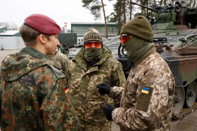 Hàng trăm binh sĩ Ukraine 'biến mất' khi được đưa sang Đức huấn luyện