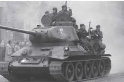 T-34: Vì sao xe tăng Liên Xô không hoàn hảo nhưng làm thay đổi chiến tranh?