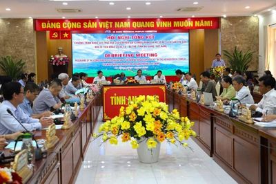Chuyên gia ICOMOS hoàn tất khảo sát Khu di tích Óc Eo - Ba Thê