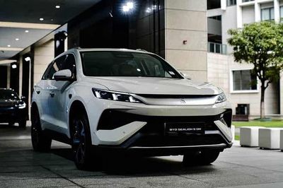 [GALLERY] BYD Sealion 5 lộ diện không che tại Hà Nội, đối thủ mới của Mazda CX-5