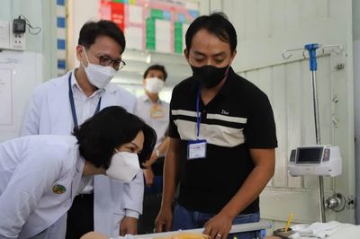 Bệnh tay chân miệng tăng mạnh trước thềm năm học mới