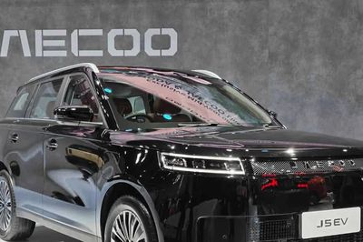Jaecoo J5 EV thêm bản mới tại Thái Lan, giá quy đổi rẻ hơn bản tại Việt Nam trăm triệu đồng