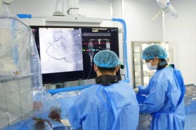 Báo động nguy cơ nhồi máu cơ tim ở người trẻ hút thuốc lá