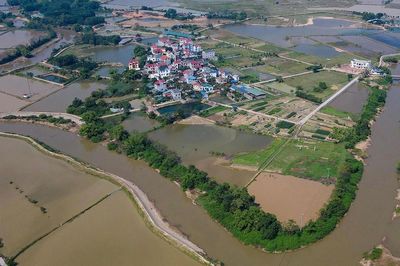 Hà Nội, Ninh Bình khẩn trương bảo đảm an toàn đê điều, ứng phó lũ trên các sông