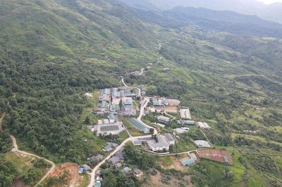 Truy tìm nghi phạm đâm chết em ruột, bỏ trốn vào rừng sâu
