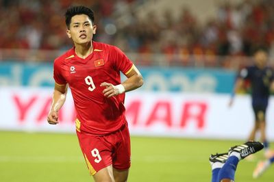 Đình Bắc tiết lộ giấc mơ xuất ngoại sau ASEAN Cup