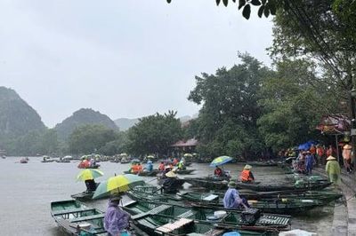 Ninh Bình tạm dừng nhiều hoạt động du lịch do ảnh hưởng của bão số 4