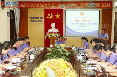 VKSND tỉnh Hà Tĩnh tổ chức Hội nghị tập huấn công tác thi đua, khen thưởng