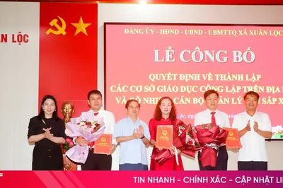 Xuân Lộc công bố quyết định thành lập các trường học và cán bộ quản lý