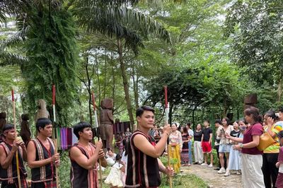 Tết Độc lập 2/9: Từ tiếng khèn đến nhịp cồng chiêng ở 'ngôi nhà chung'