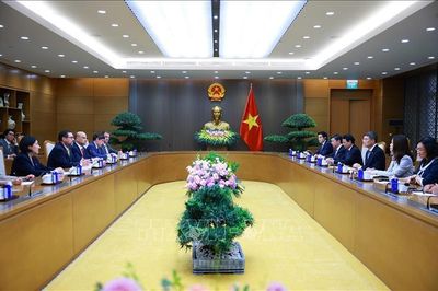 Thủ tướng Lê Minh Hưng tiếp Bộ trưởng Ngoại giao Chile
