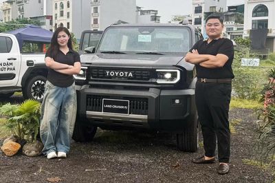 Toyota Land Cruiser FJ: Vì sao 'em út' nhà Land Cruiser gây chú ý?