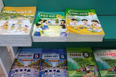 Không để thiếu sách giáo khoa: Bài học và giải pháp - Kỳ 3: Từ xử lý khẩn đến giải pháp dài hạn