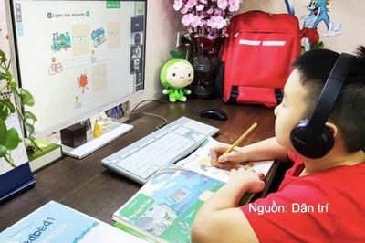 Hà Nội: Nhiều trường chuyển học online, điều chỉnh giờ học vì mưa lớn