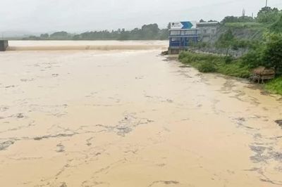 Nước lũ tiếp tục lên, sông Âm, sông Bưởi có khả năng lên báo động II