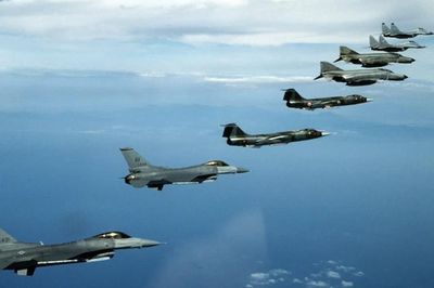 NATO đang tăng cường tuần tra trên không phận Ba Lan và các nước Baltic