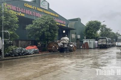 Trật tự, mỹ quan đô thị - Những “cái gai trong mắt”: Một vòng qua các tuyến đường trong KCN Đình Hương - Tây Bắc Ga