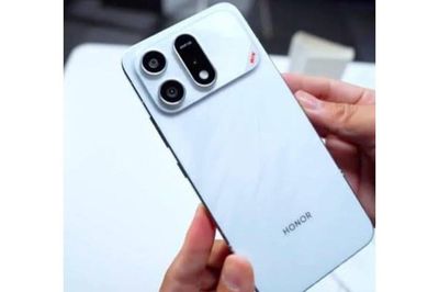 Galaxy S27 Ultra lộ diện bản vẽ thiết kế cụm camera mới gây tranh cãi lớn trong giới công nghệ