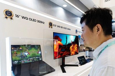 Samsung Display ra mắt loạt màn hình OLED mới: Tấm nền laptop 300Hz và màn hình kéo giãn 20 inch