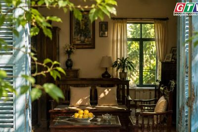 Ngăn ký ức: Mùi thị chín trong chiều tháng Tám