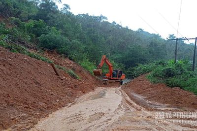 Lạng Sơn: 469 vị trí bị ảnh hưởng trên các tuyến giao thông do cơn bão số 4