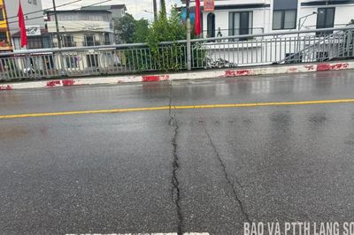 Sở Xây dựng làm rõ thông tin xuất hiện vết nứt gãy trên cầu Đông Kinh