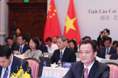 Phó Chủ tịch UBND tỉnh Giàng Quốc Hưng: Cần chuyển mạnh từ kết nối sang liên kết kinh tế toàn tuyến