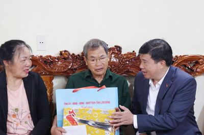 Hạnh phúc của Nhân dân - nền tảng vững chắc của 'thế trận lòng dân'