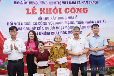 Cầu nối giữa cấp ủy, chính quyền với Nhân dân