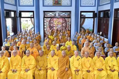 TP.HCM: Trường hạ chùa Liên Trì, Vạn Phước tạ pháp khóa An cư kiết hạ Phật lịch 2570