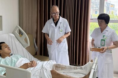 Cuộc chạy đua trong đêm giữ lại cơ hội đi lại cho người công nhân mỏ