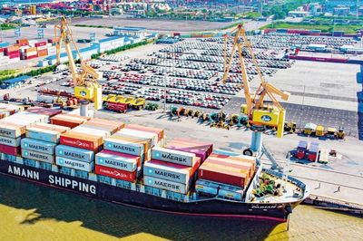 Nhập siêu và bài toán nội lực của tăng trưởng