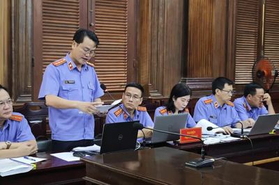 Bị di chứng sau phẫu thuật não vẫn mua bán hàng chục kg ma túy