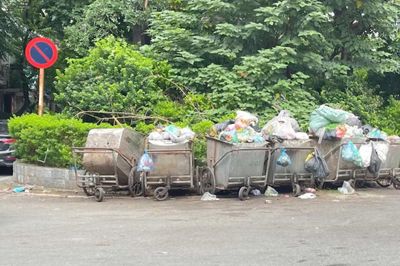 Phường Hồng Hà cần giải quyết dứt điểm rác thải tồn đọng