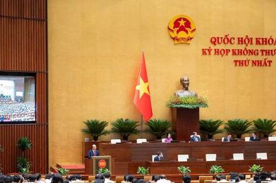 Trúng tuyển hợp đồng, lao động phải chờ xuất cảnh không quá 180 ngày