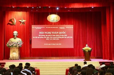 Đổi mới giáo dục lý luận chính trị để xây dựng bản lĩnh cho thế hệ trẻ