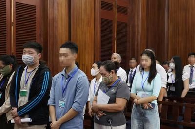 Đề nghị mức án tù đối với ca sĩ Chi Dân, người mẫu An Tây và Trúc Phương