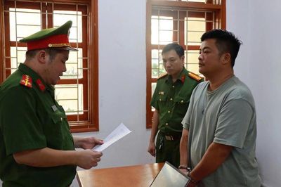 Hải Sapa TV bị bắt: Chuyện gì xảy ra phía sau những gói 'thịt trâu sấy đặc sản'?
