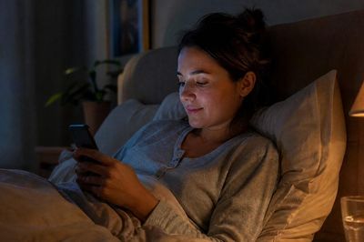 Tập thể dục muộn và 4 thói quen phổ biến có thể ảnh hưởng đến giấc ngủ
