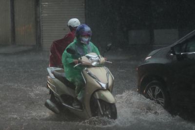 Ngày 25/8: Bão số 4 đổi hướng, Bắc Bộ tiếp tục có mưa lớn