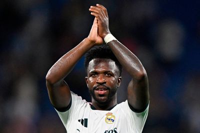 Mourinho họp riêng với Vinicius