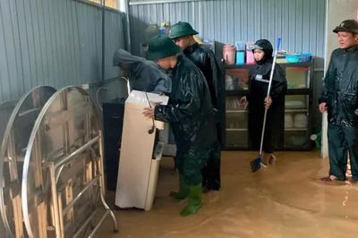 Mưa lũ ở Nghệ An đang diễn biến phức tạp