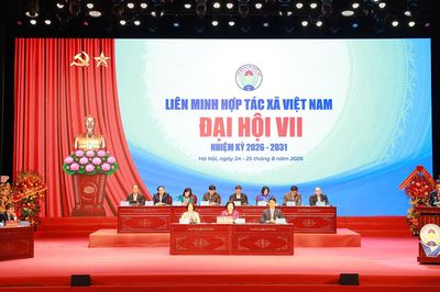 Đồng chí Cao Xuân Thu Vân tái đắc cử Chủ tịch Liên minh Hợp tác xã Việt Nam khóa VII, nhiệm kỳ 2026 - 2031