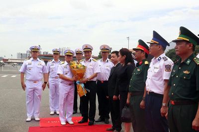 Tàu hải quân Thái Lan thăm hữu nghị TP Hồ Chí Minh