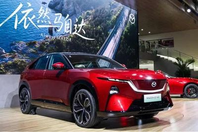 [GALLERY] Mazda CX-6e bổ sung bản LiDAR hỗ trợ tự lái, từ 621,7 triệu đồng