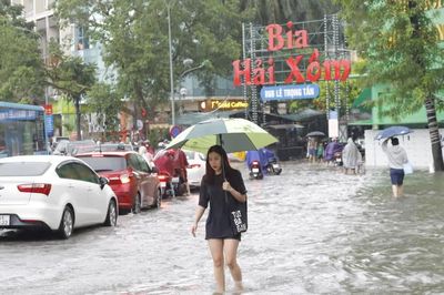 Dự báo thời tiết ngày 25/8: Bắc Bộ mưa dông, Trung Bộ nắng nóng